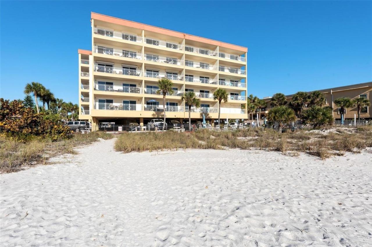 Oceanfront View Of Madeira Beach, Steps To The Beach - Madeira Norte Condo St. Pete Beach Exterior photo